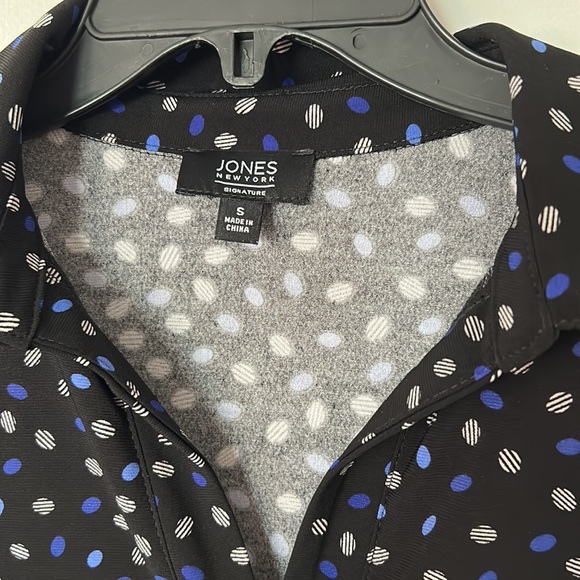 Jones New York top - Picture 2 of 5